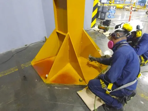 Aplicación de pintura y recubrimientos anticorrosivos