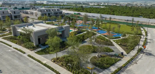 Bienes raíces y desarrollo inmobiliario